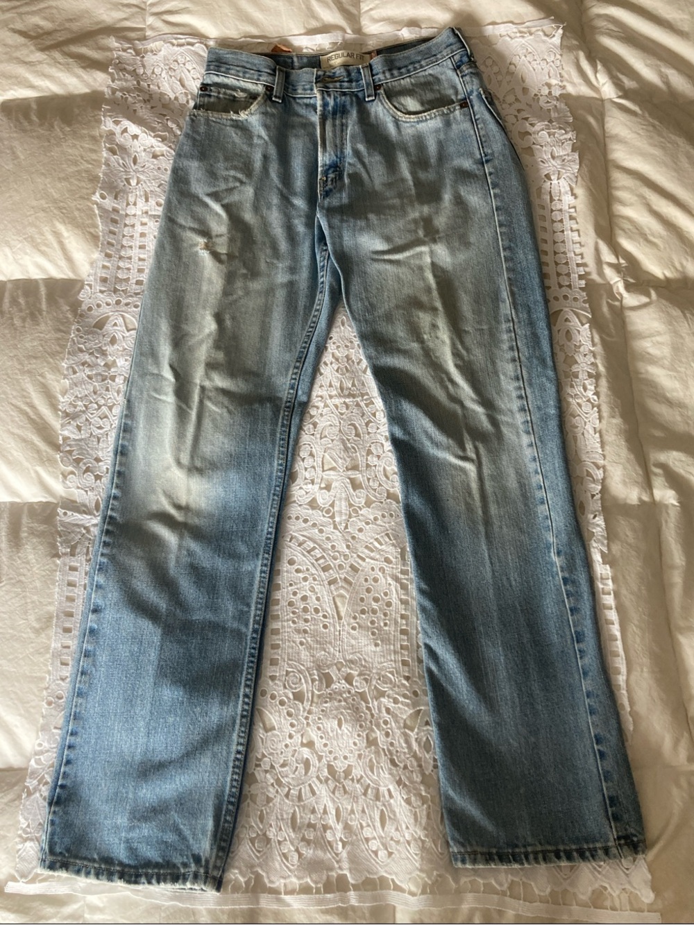 Vintage Men’s 505 Levi’s Jeans - Classic Denim - Size 30/32 - Regular Fit